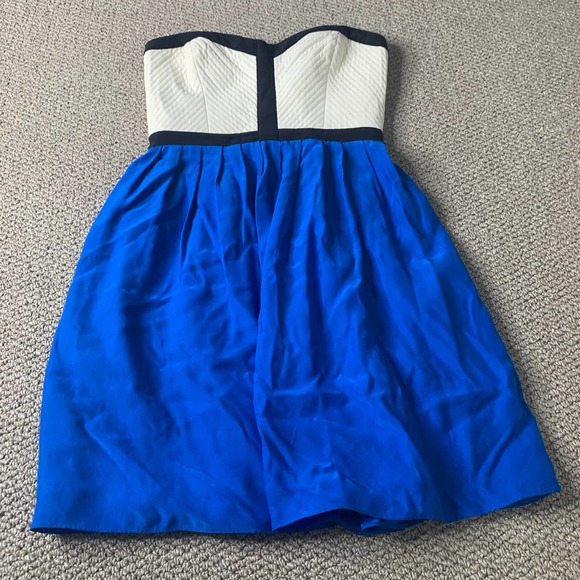 Parker Womens Dress‎ Size Medium White/Blue Silk Strapless Mini Cocktail Lined - Picture 1 of 11